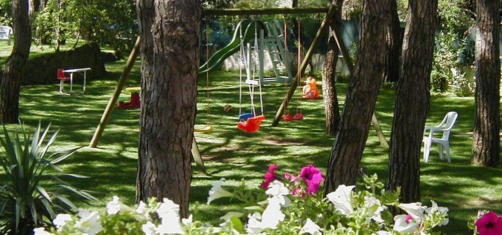 Beau Rivage Pineta 4*