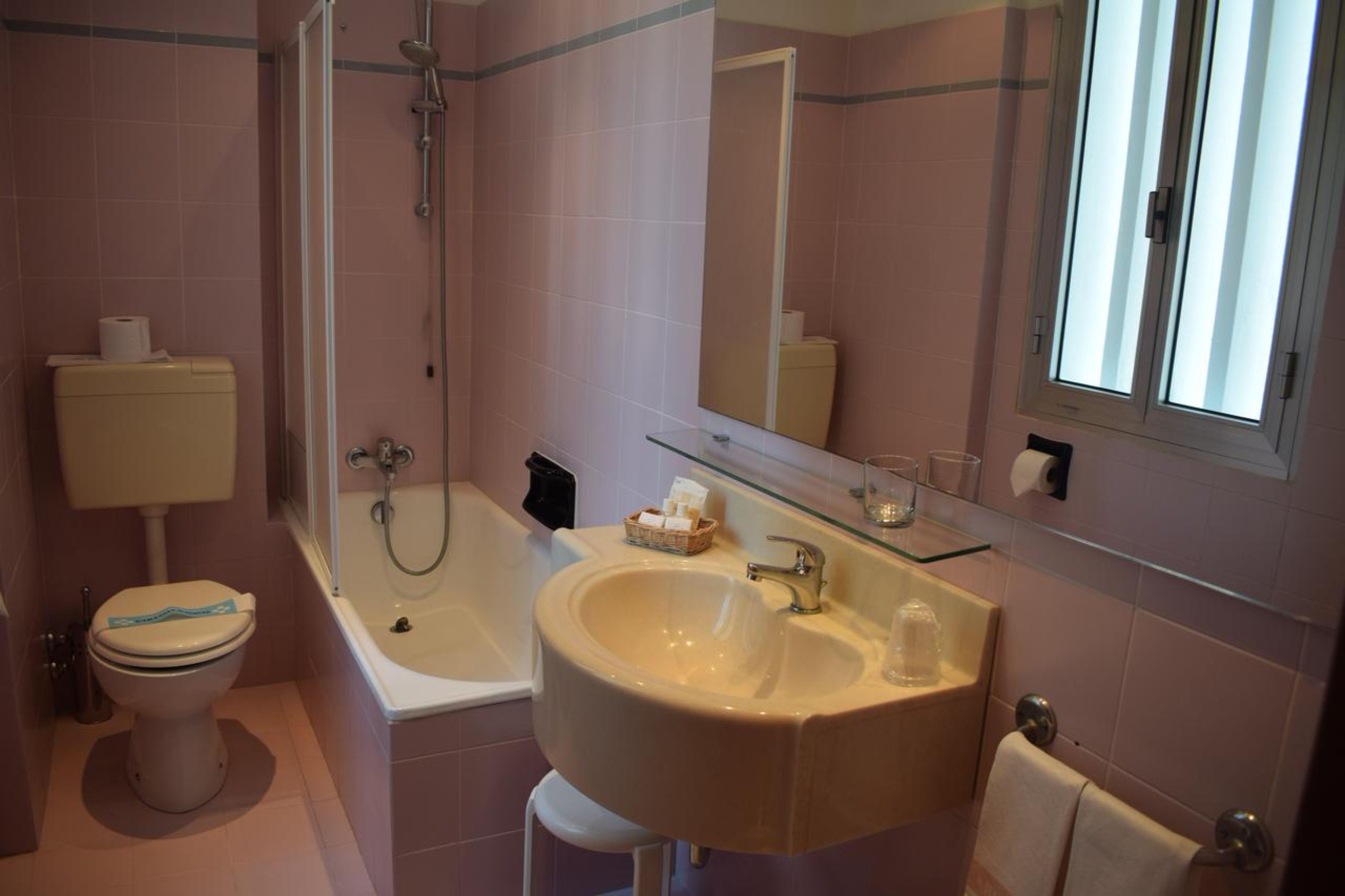 Beau Rivage Pineta Hotel 4*